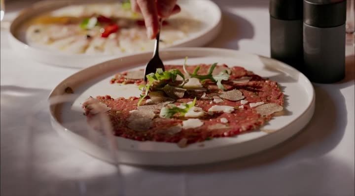 Carpaccio de bœuf à la truffe en photo